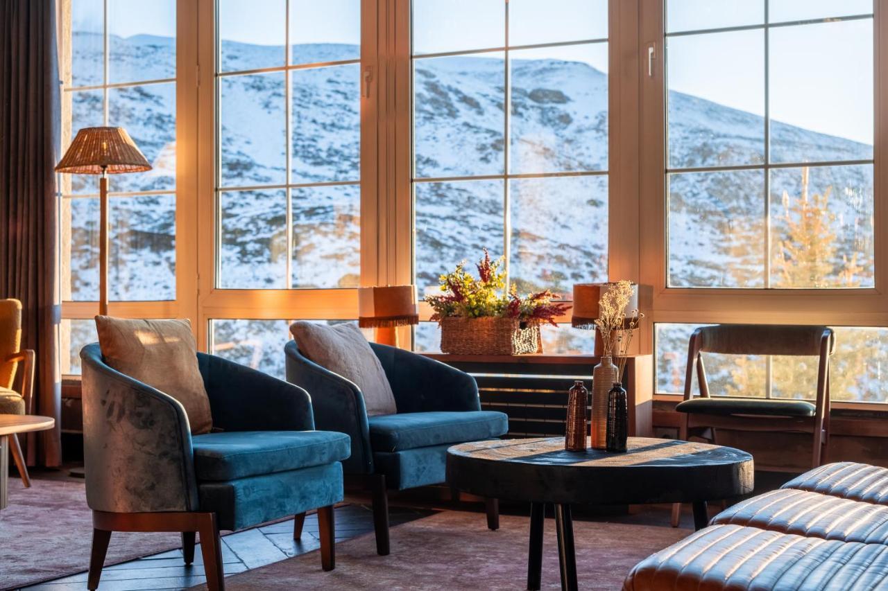 The Mountains Hotel Serra Nevada Exterior foto